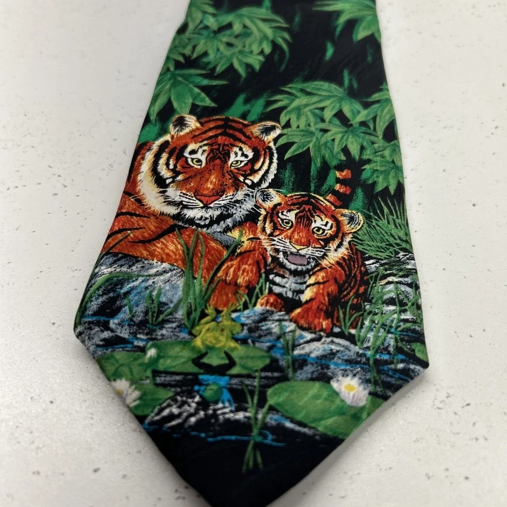 Art Impressions Gallery Tiger & Cub 100% Silk Necktie‎ Green Men's Tie